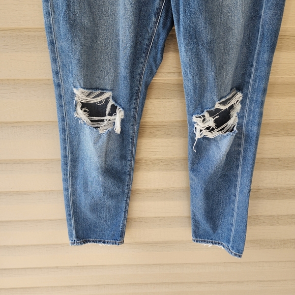 American Eagle mom distressed jeans size 6 - Picture 5 of 13